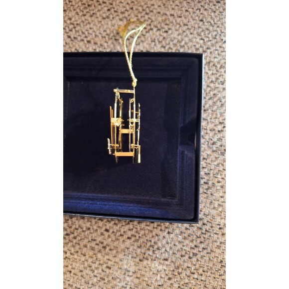 TST Christmas Ornament Tunnel To Towers Foundation (T2T) NEVER FORGET - Picture 4 of 6